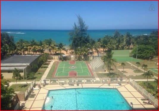 Enchanted 17 Jewel Beachfront Luquillo -Pool Ngoại thất bức ảnh