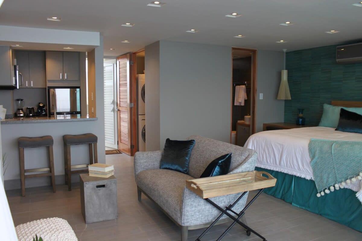 Enchanted 17 Jewel Beachfront Luquillo -Pool Ngoại thất bức ảnh